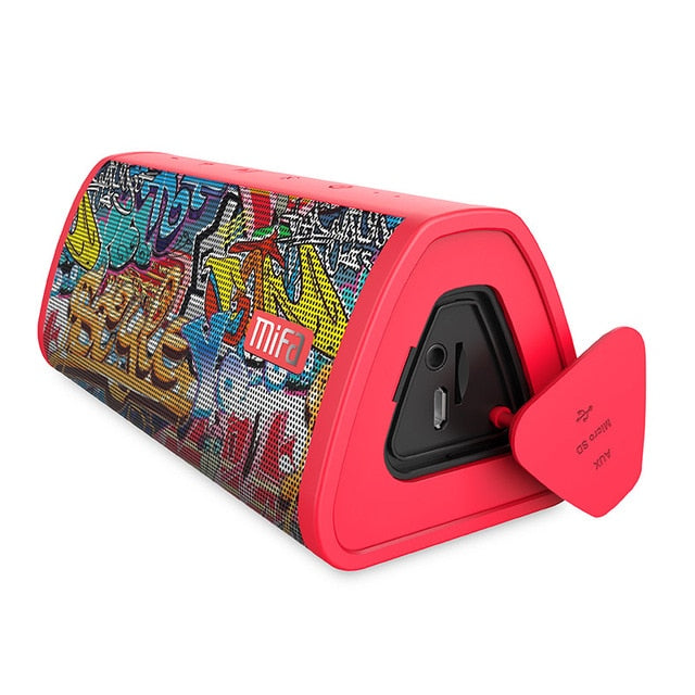 Bluetooth speaker surround sound