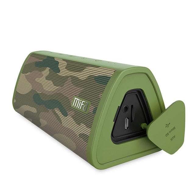 Bluetooth speaker surround sound